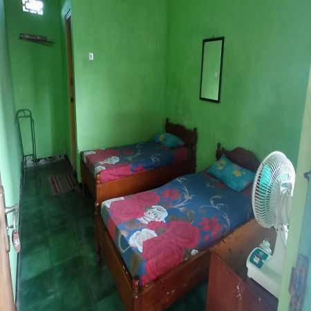 Bali Asri Pacitan Buitenkant foto