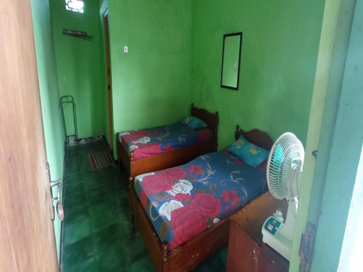 Bali Asri Pacitan Buitenkant foto