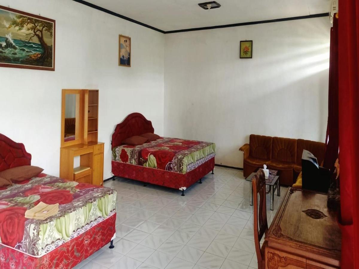 Bali Asri Pacitan Buitenkant foto