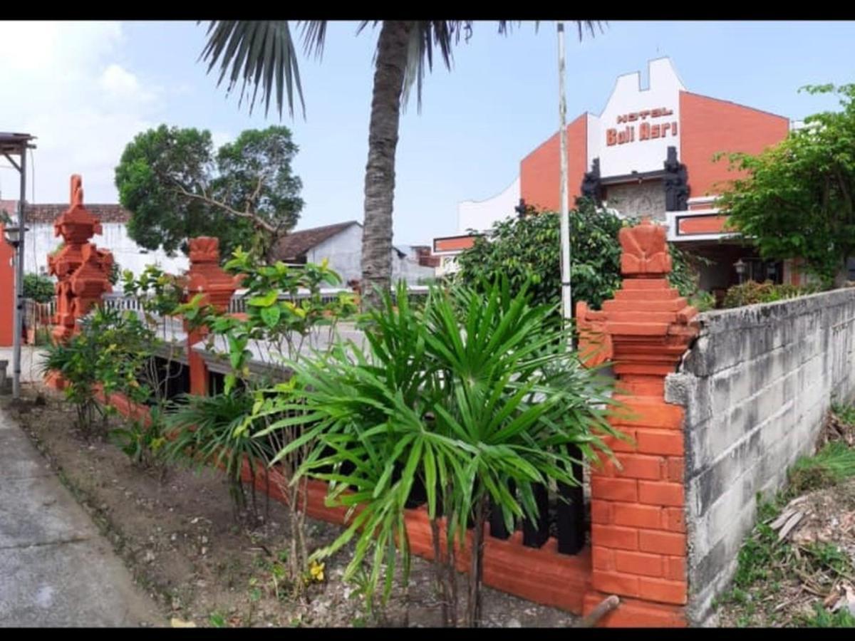 Bali Asri Pacitan Buitenkant foto